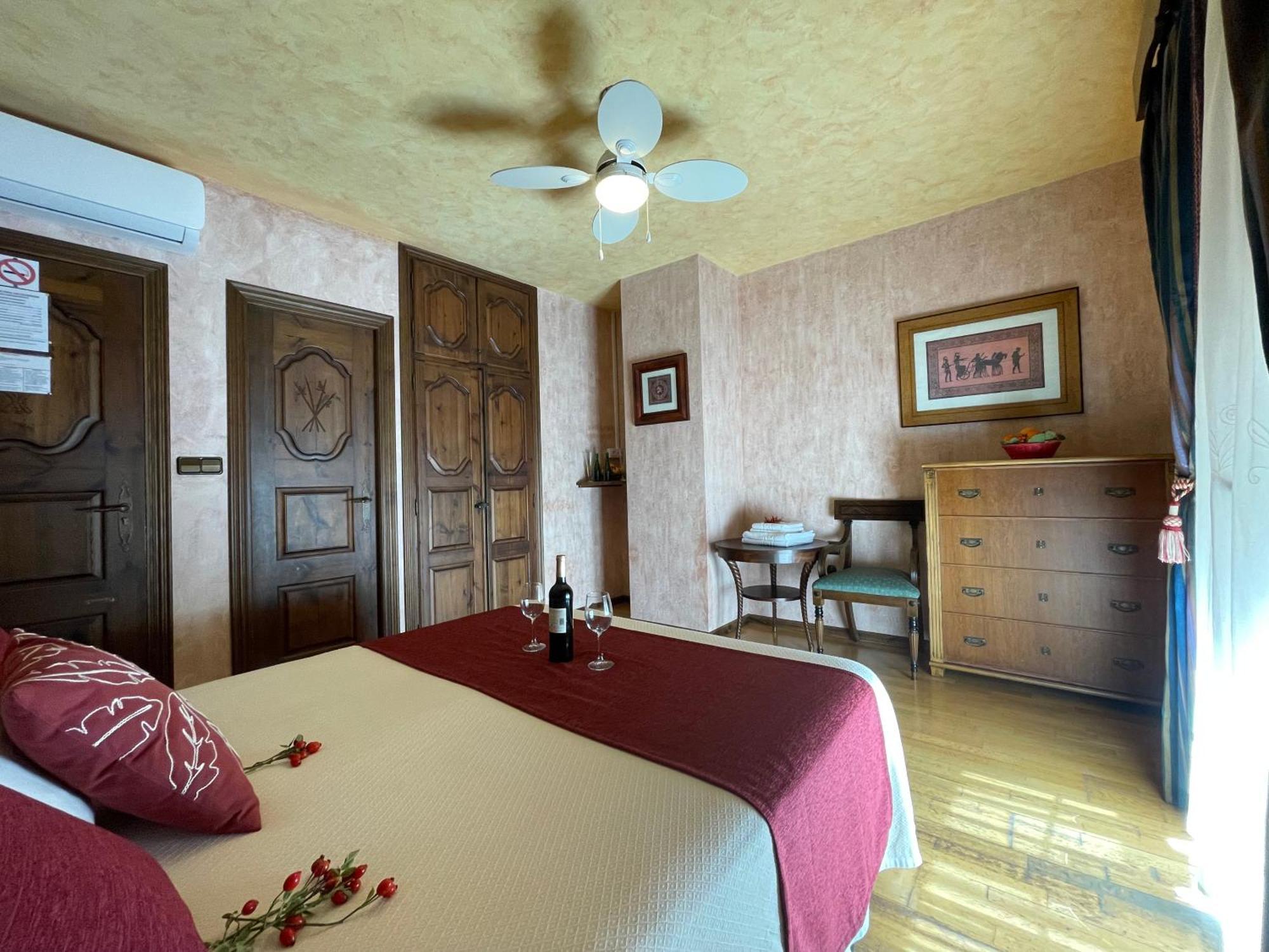 La Posada Del Hidalgo De Alarcón Esterno foto