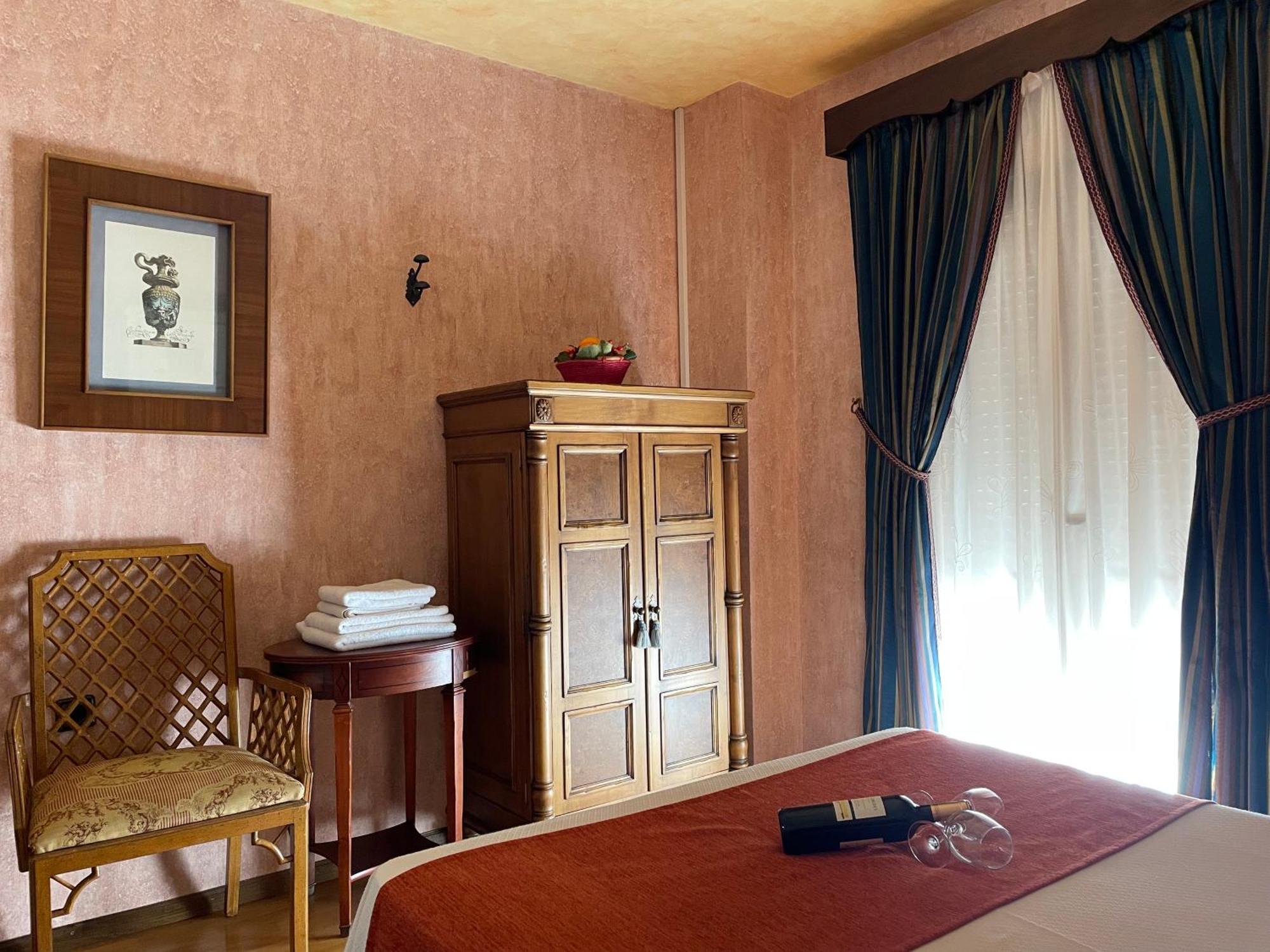La Posada Del Hidalgo De Alarcón Esterno foto